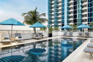 jumeirah-towers-3