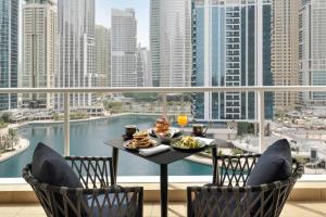 jumeirah-towers-4