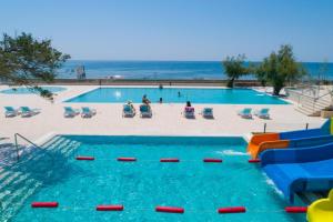 pearl-beach-2